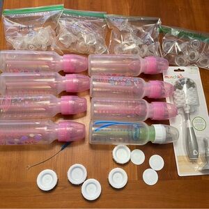 Dr Browns Bottle Lot with Nipples Sizes Preemie, 1, 2, 3, 4 8 8oz
